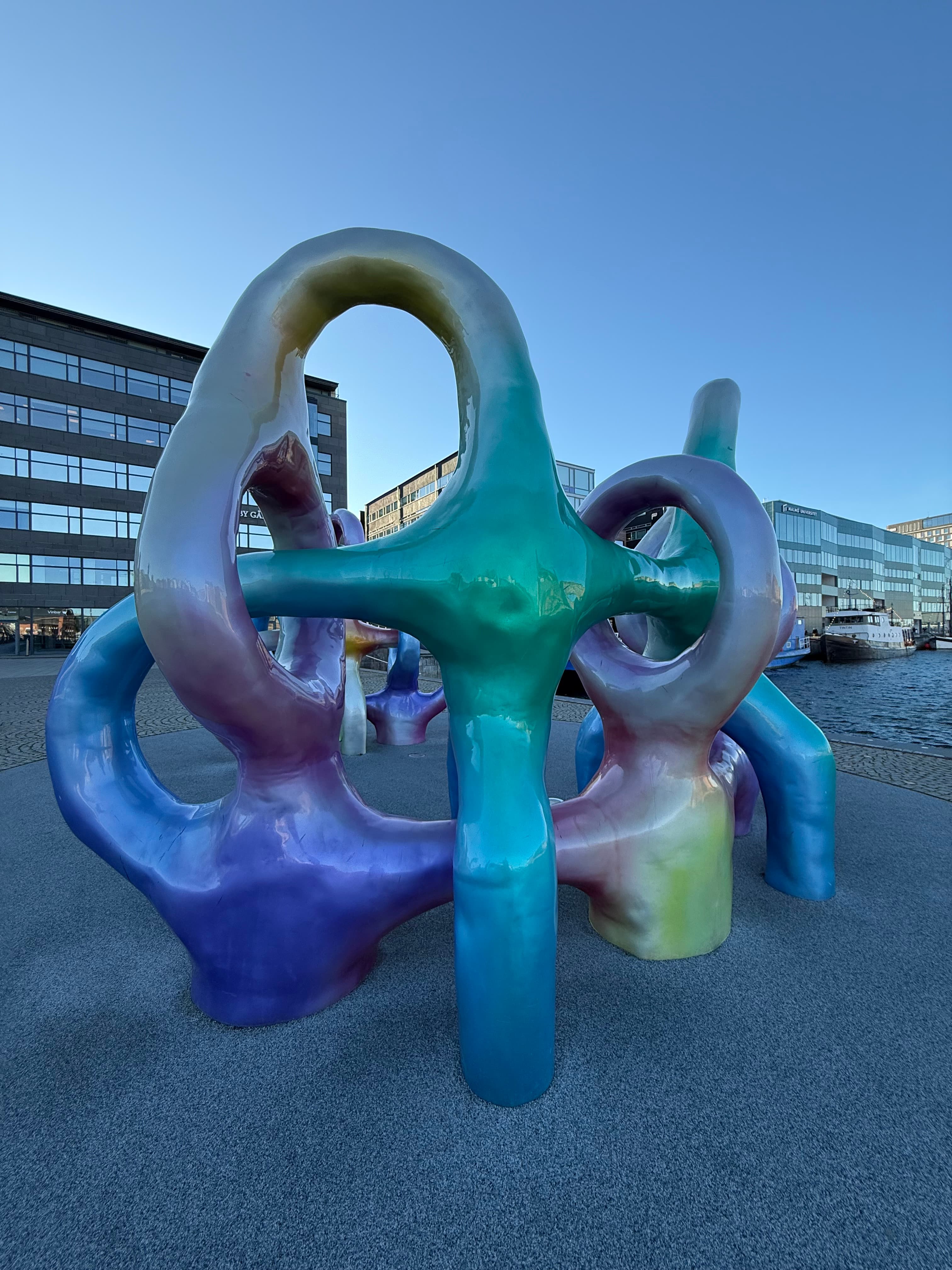 Spectral Self Container