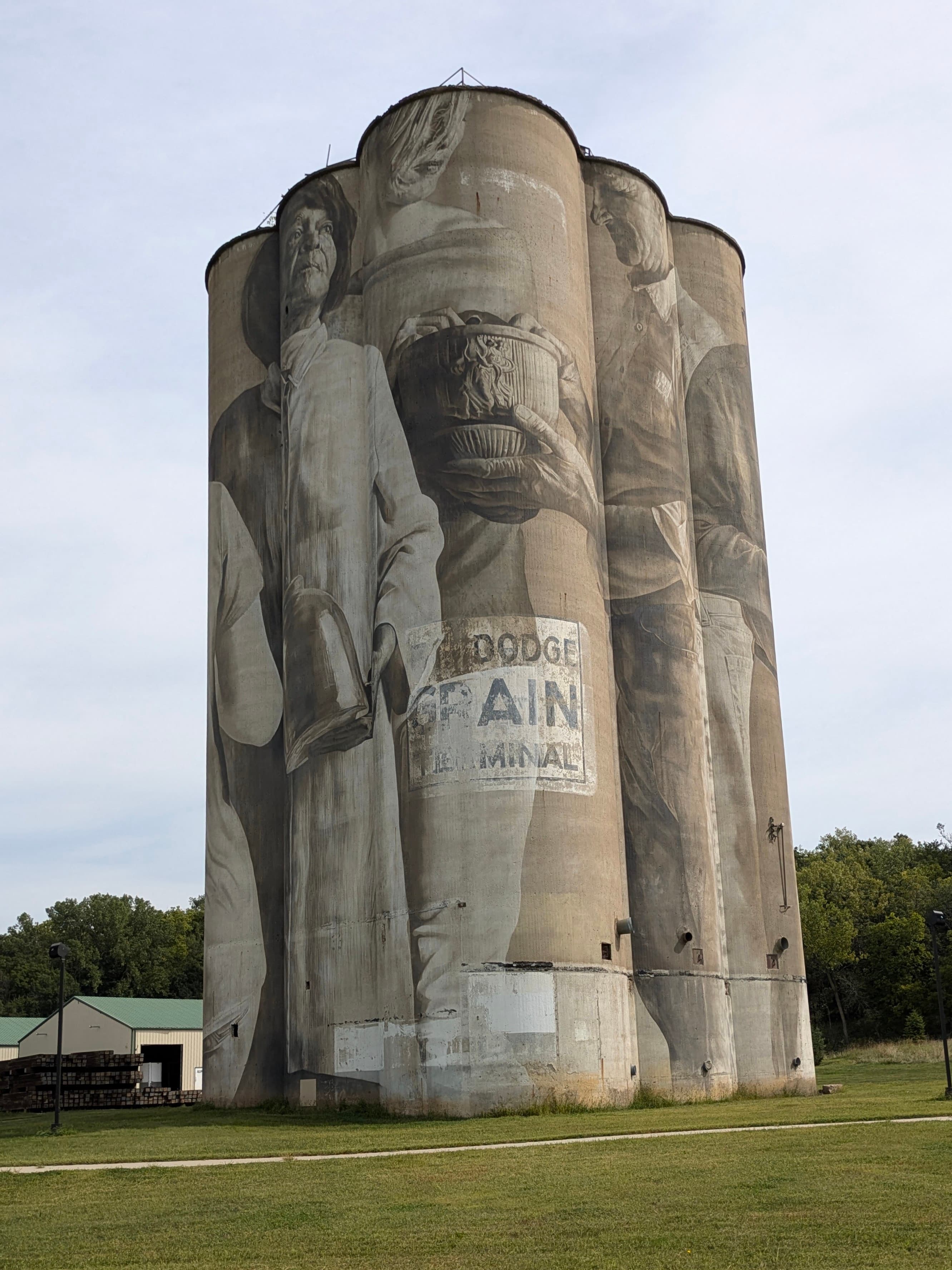 Fort Dodge Silo Mural