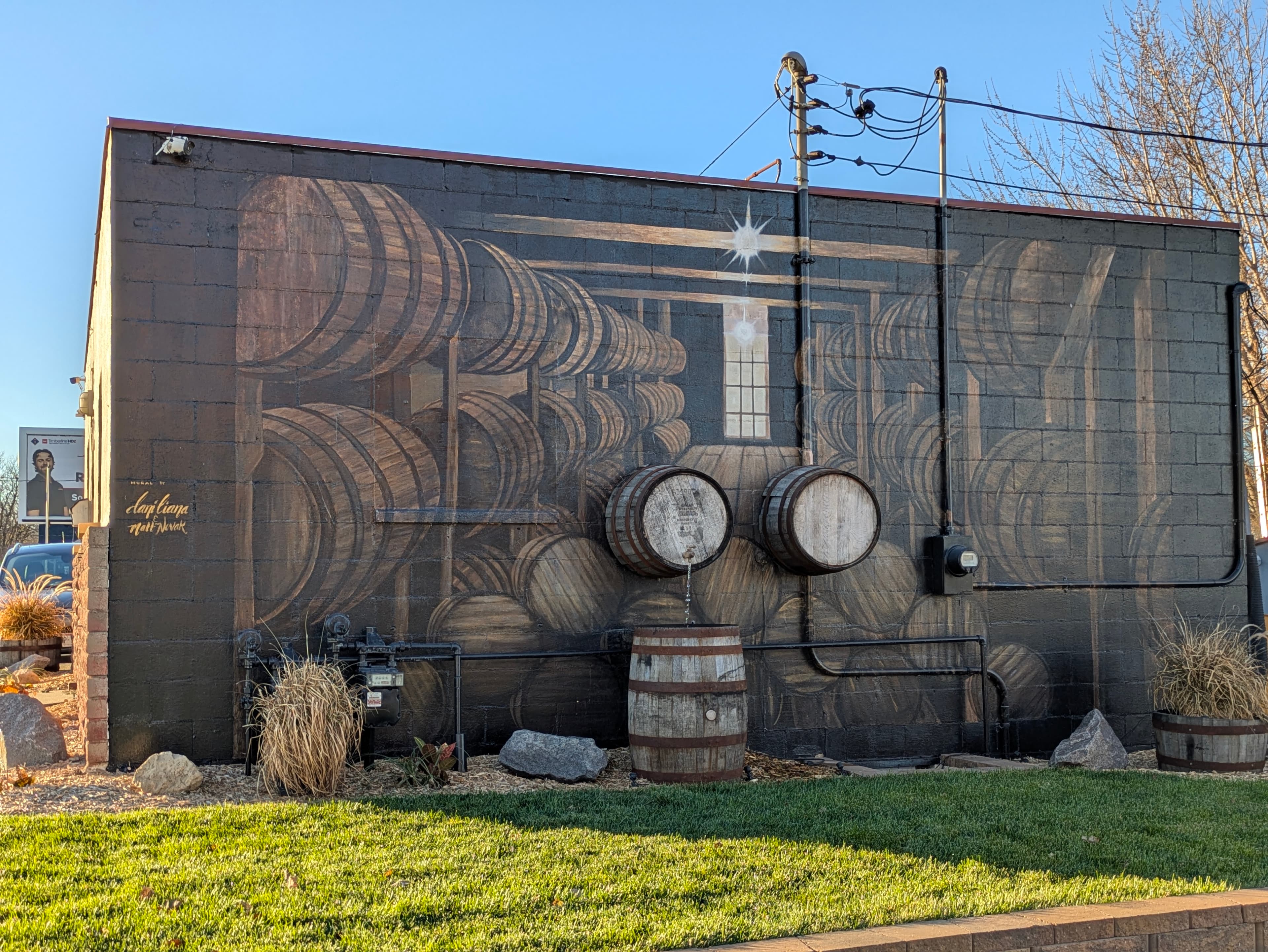 Kelly's Tap House 3D mural