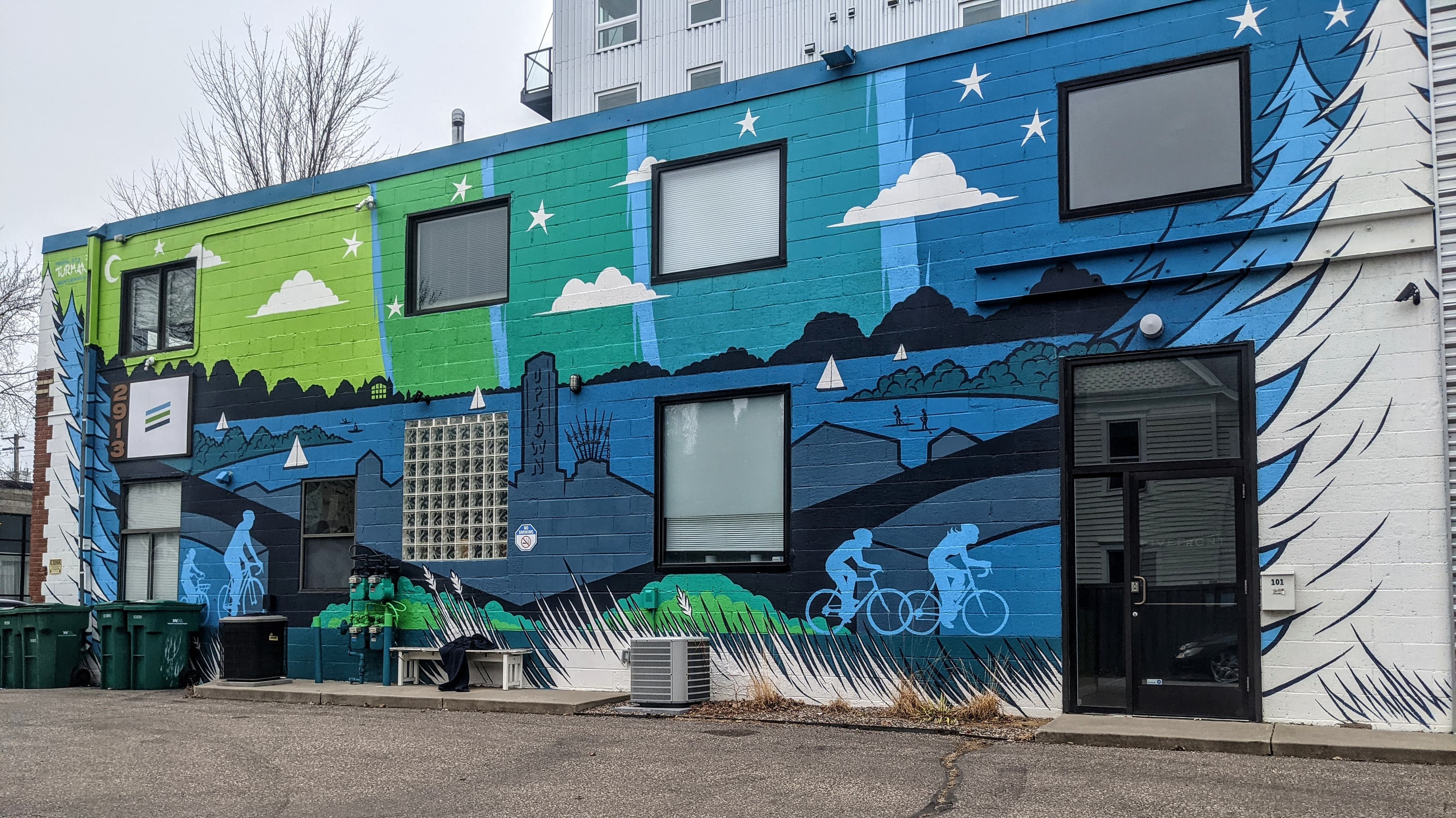 29th & Harriet - Turman murals