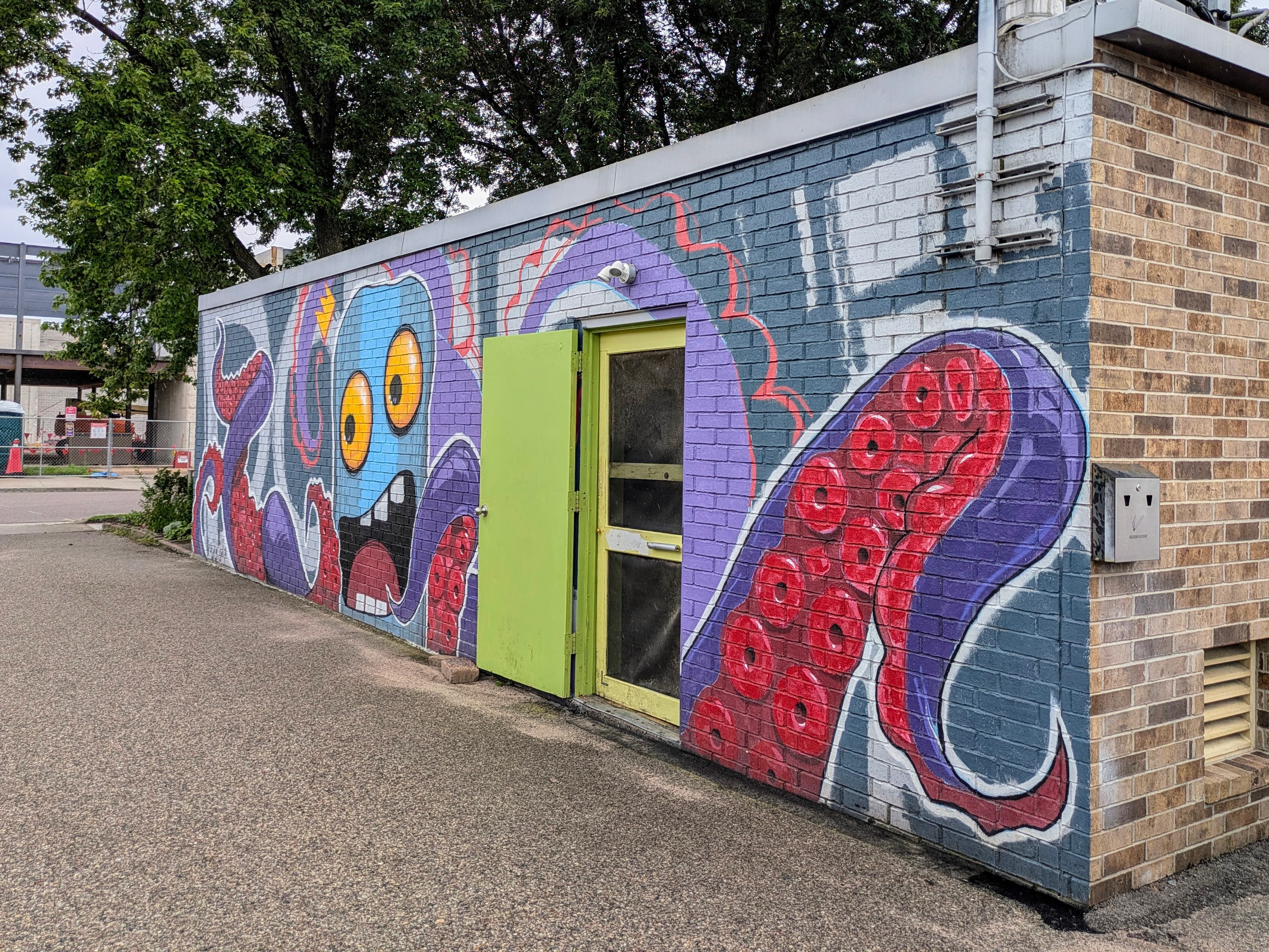 Zest Bakery mural