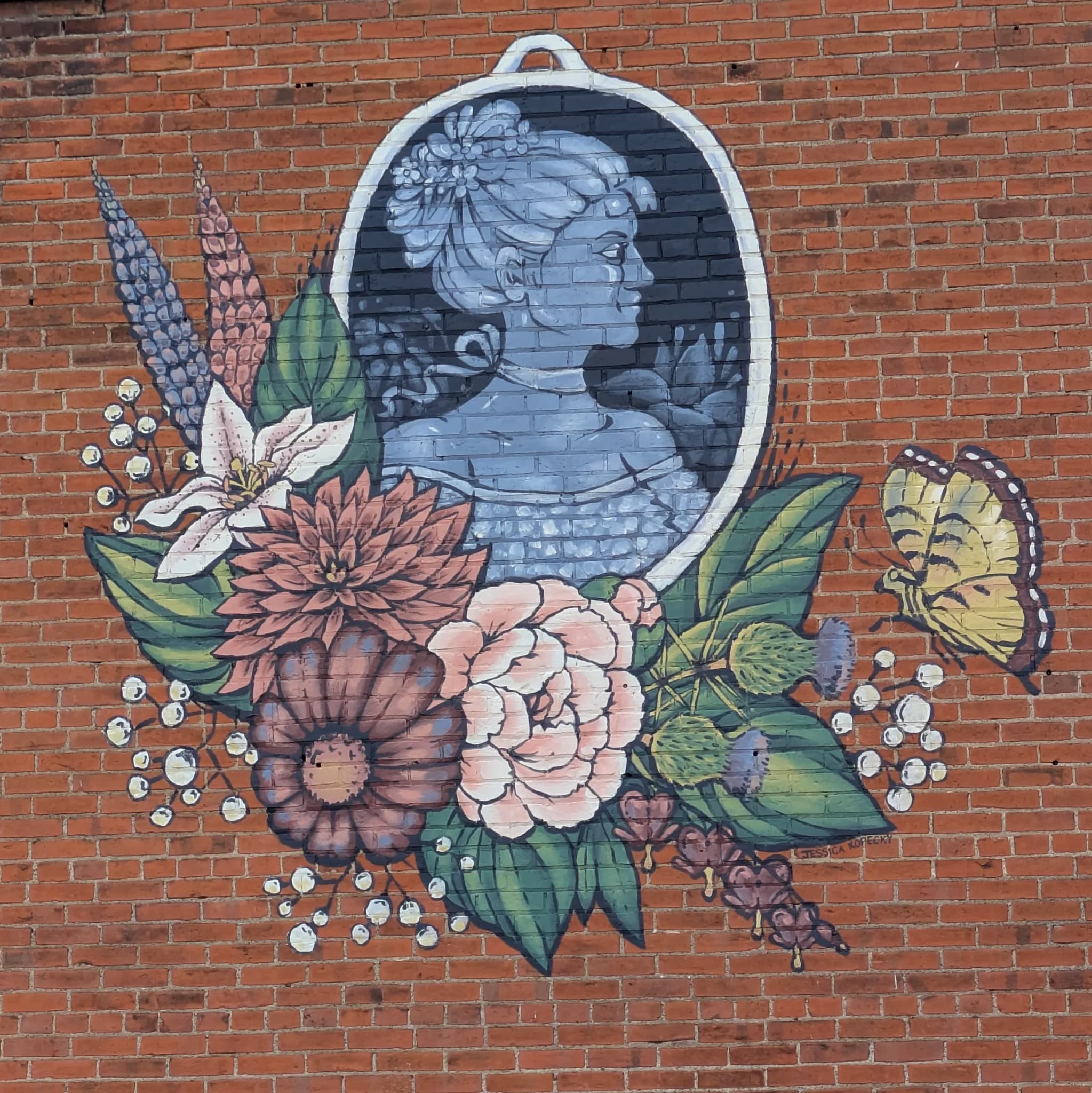 Wausau Cameo Woman